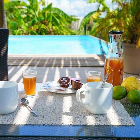 La Villa Soleil :) Sainte-Anne  Ngoại thất bức ảnh